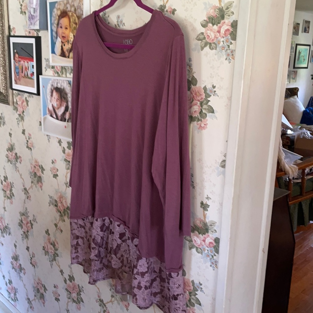 Logo by Lori Goldstein 3xl PURPLE 3/4 top tunic with same color lace hem EUC